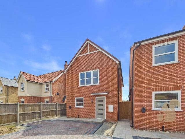 House for rent in Chelmondiston, Suffolk