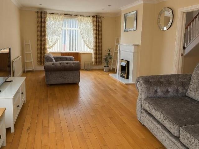 House for rent in Evershot, Oxfordshire