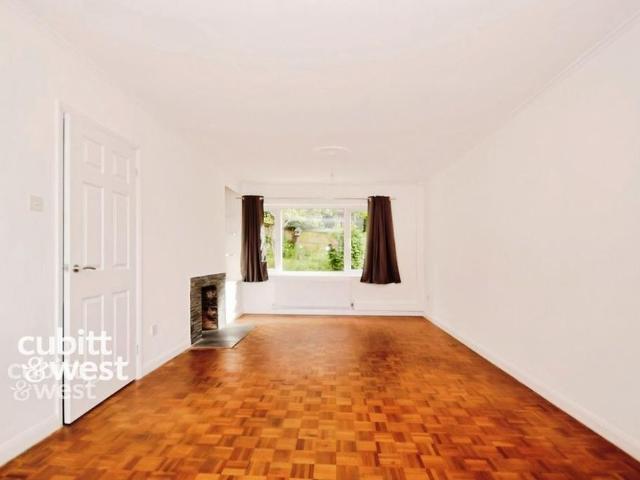 House for rent in Shortlands, Greater London