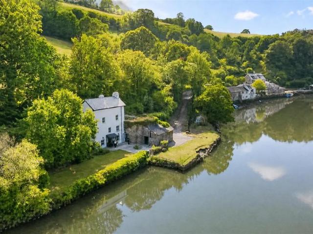 House for rent in Strode, Devon