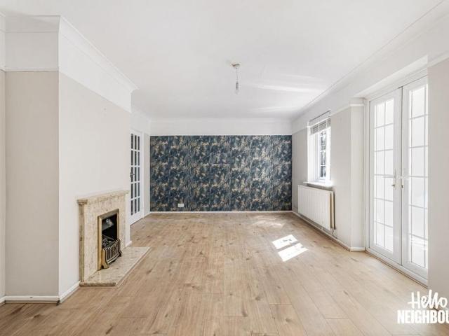 House for rent in Hampton Hill, Greater London