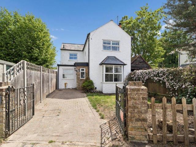 House for rent in Gerrards Cross, Denham