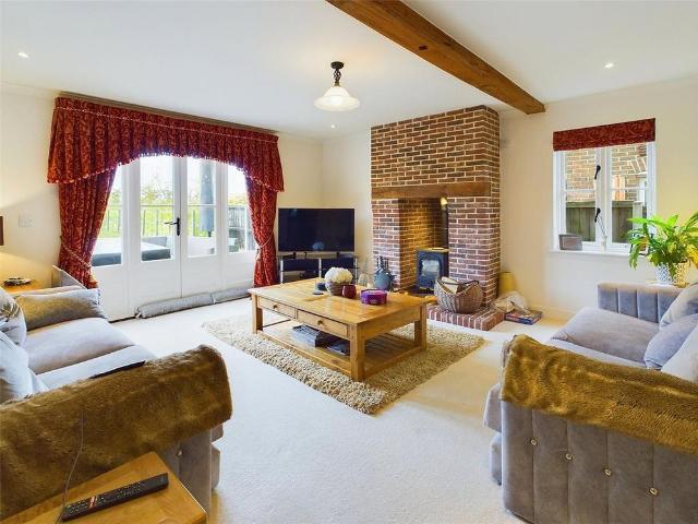 House for rent in Swan Street, Colchester