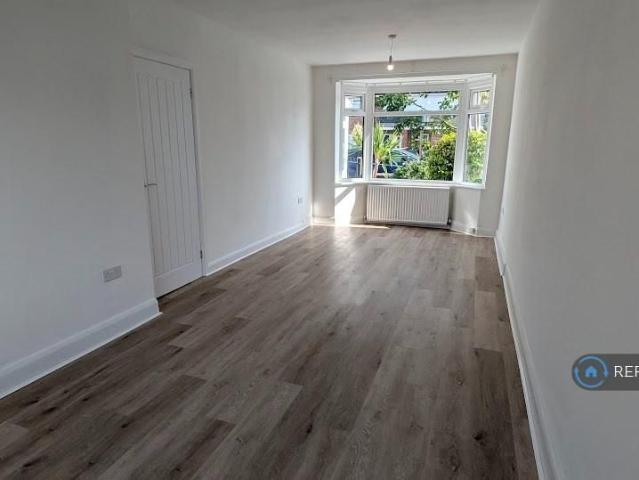House for rent in Rossmore, Cheshire