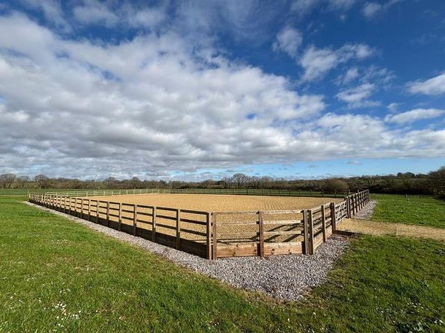 House for rent in Horsham, West Sussex
