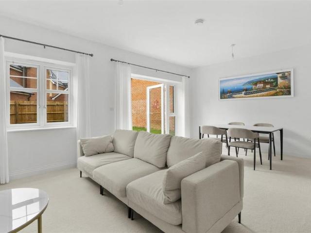 House for rent in Wooburn, Berghers Hill
