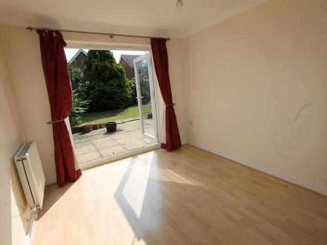 House for rent in Woodloes Park, Green Close