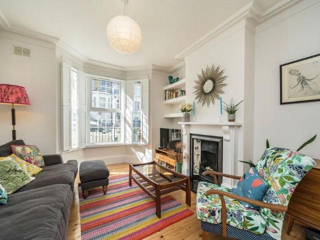 House for rent in London Borough of Lewisham, Ladywell