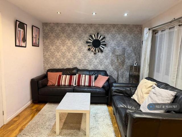 House for rent in Clewer Village, Windsor