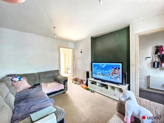 House for rent in Kingswood