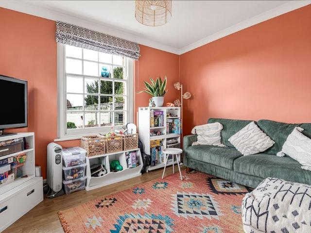 House for rent in Potters Bar, Hertfordshire