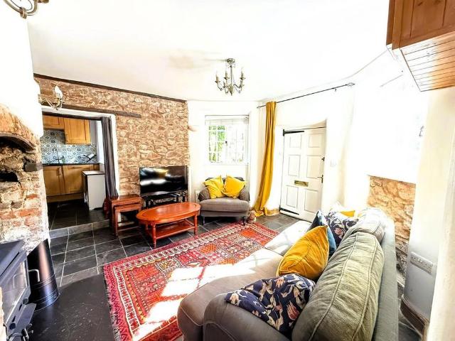 House for rent in West Exe, Newton St Cyres