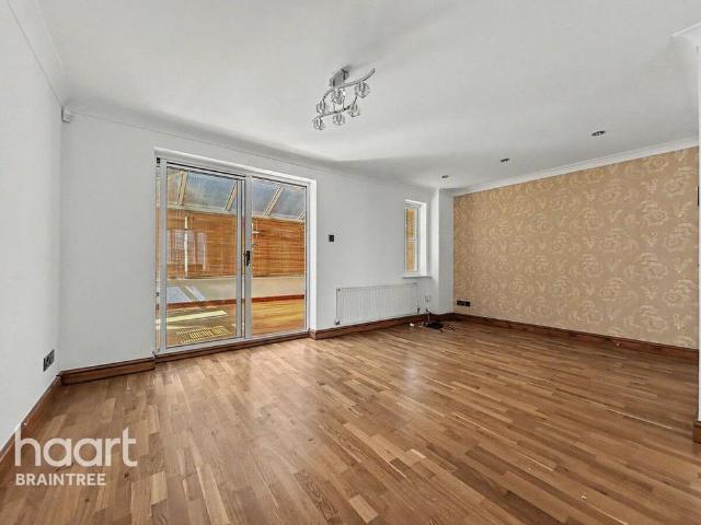House for rent in Chipping Hill, Essex