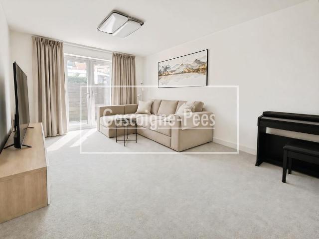 House for rent in Holloway Hill, Fole