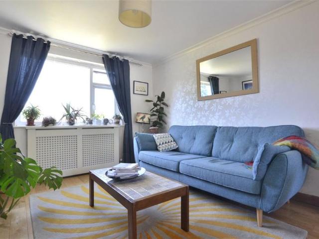 House for rent in School House, Gloucestershire