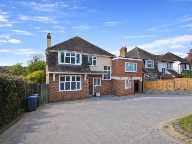 House for rent in London Borough of Croydon, Purley