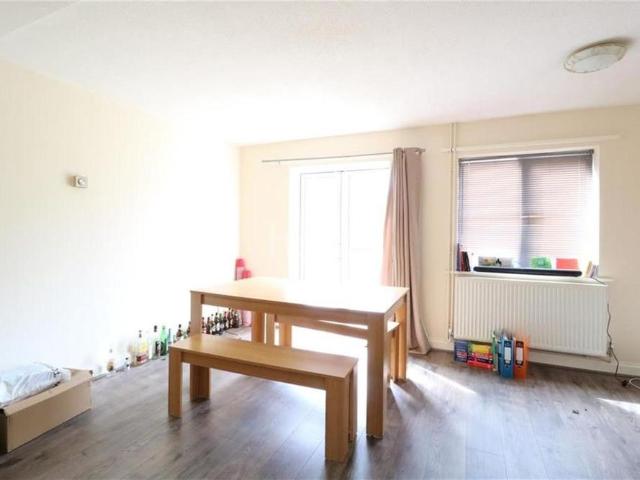 House for rent in Lakenham, East Bank