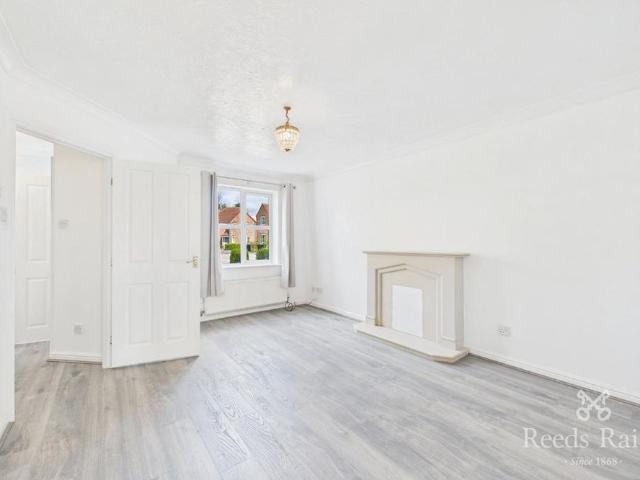House for rent in Oulton, West Yorkshire