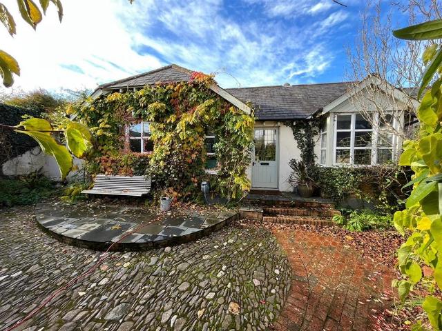 House for rent in Budlake, Devon