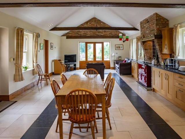 House for rent in Fishers Green, North Yorkshire