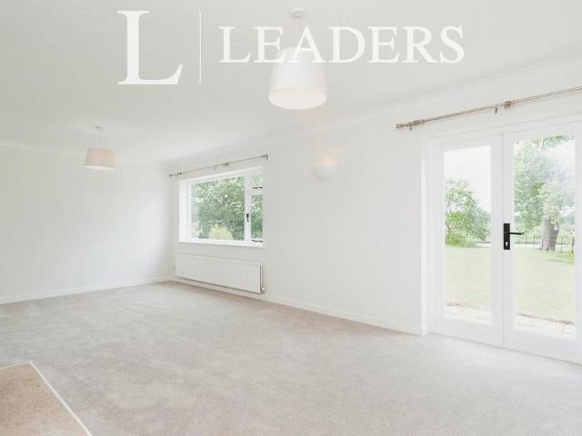 House for rent in Fole, Surrey