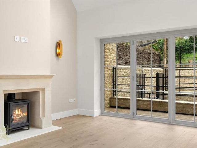 House for rent in Fossebridge, Gloucestershire