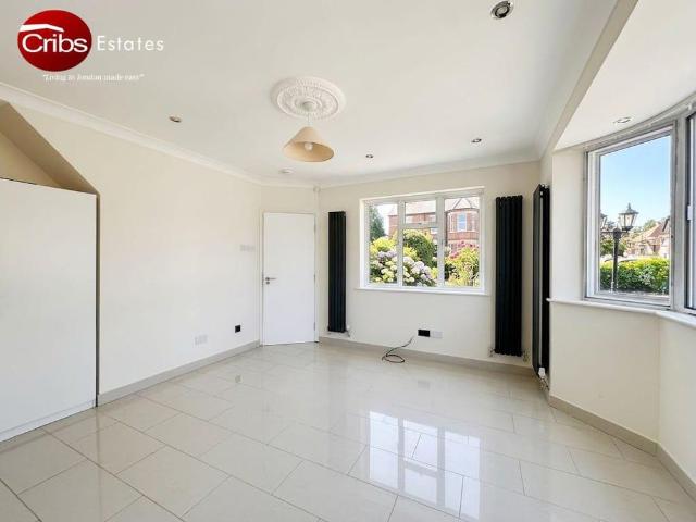 Room for rent in New Malden, Greater London