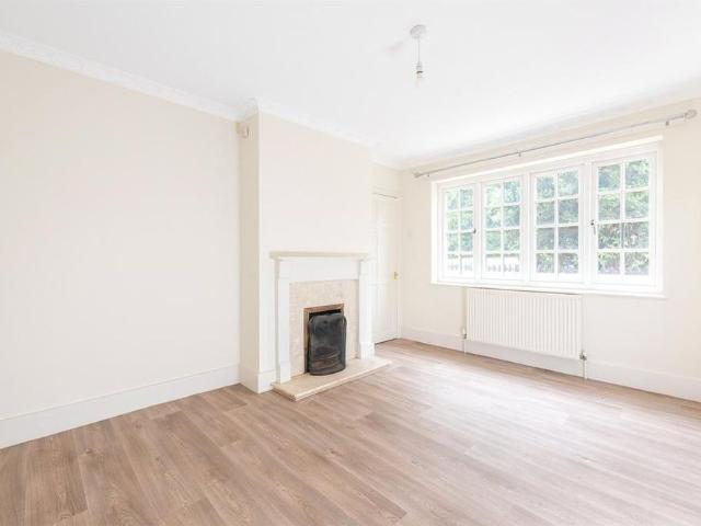 House for rent in Little Crawley, North Crawley