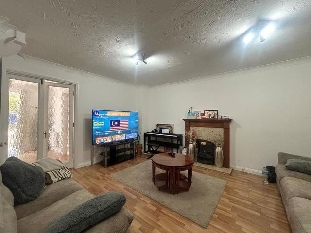 House for rent in Fenny Stratford, Milton Keynes