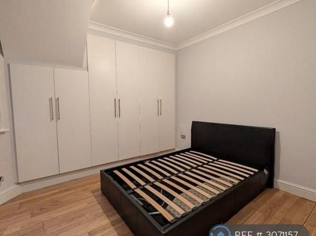 House for rent in London Borough of Brent, Greater London