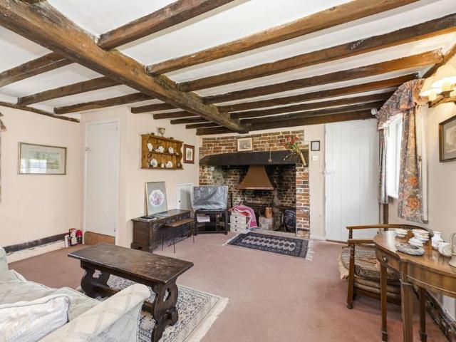 House for rent in Chelmondiston, Suffolk