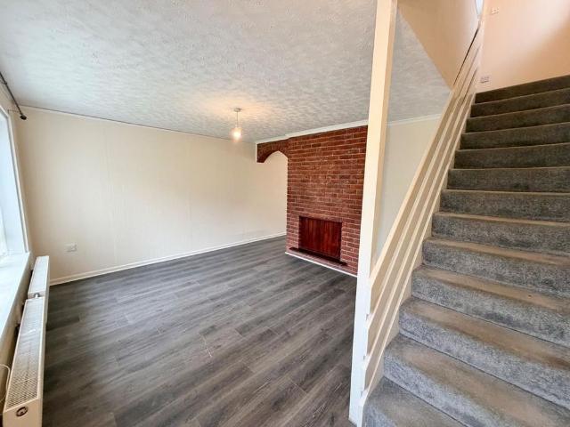 House for rent in Llanedi, Fforest