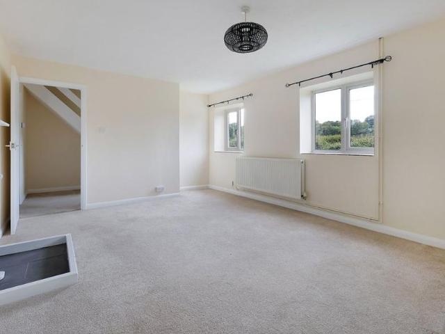 House for rent in Broadham Green, Tandridge