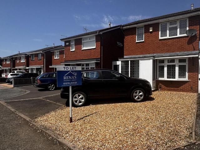 House for rent in Leighton