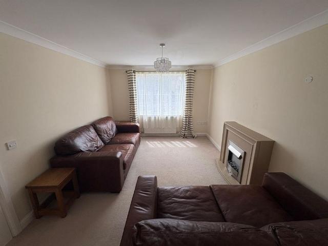 House for rent in Carmarthen, Wales