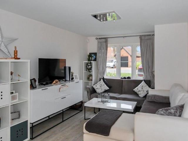House for rent in Fole, Surrey
