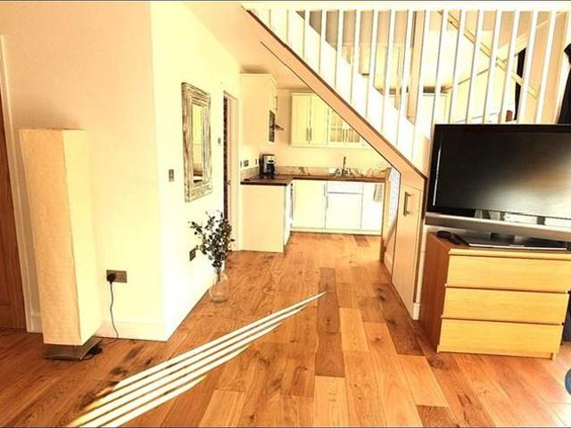 House for rent in Godden Green, The Butts