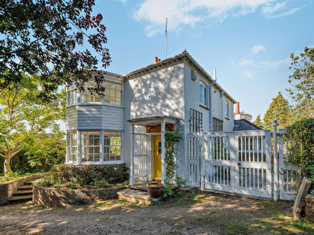 House for rent in Dibden Hill, Buckinghamshire