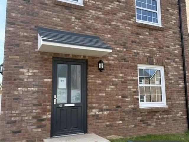 House for rent in Llantarnam, Wales