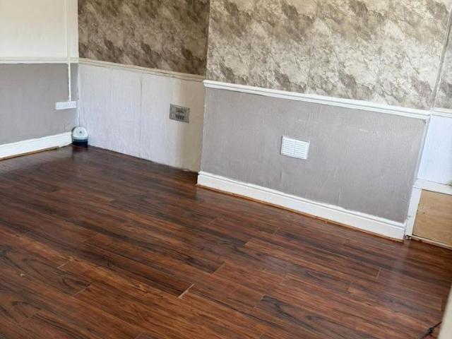 House for rent in Pontardawe, Pontardawe, Clydach