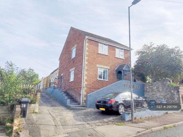 House for rent in Stroud, School House