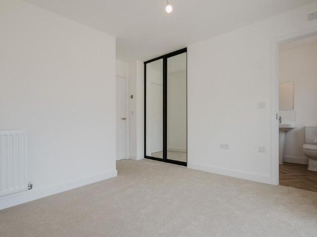 House for rent in Perryfields, West Sussex