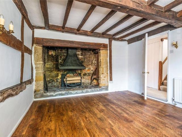 House for rent in Perryfields, West Sussex