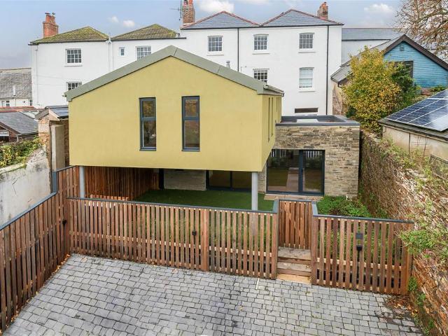 House for rent in Strode, Devon