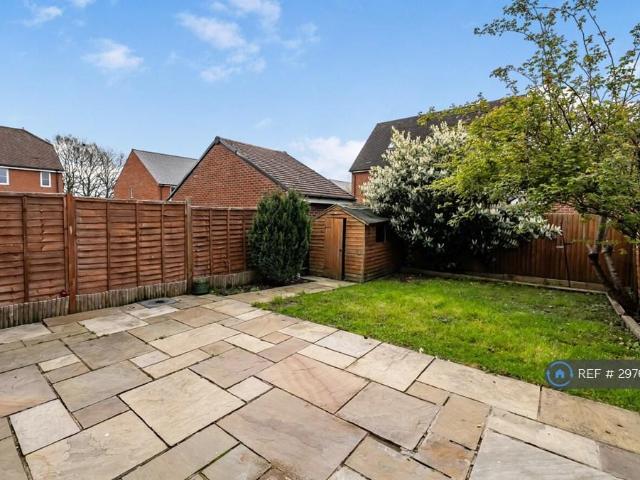 House for rent in Hanworth, Bracknell
