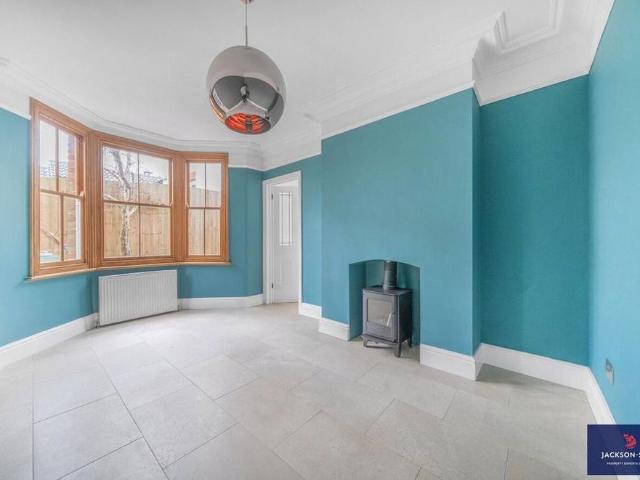House for rent in Eagle Farm, Wavendon