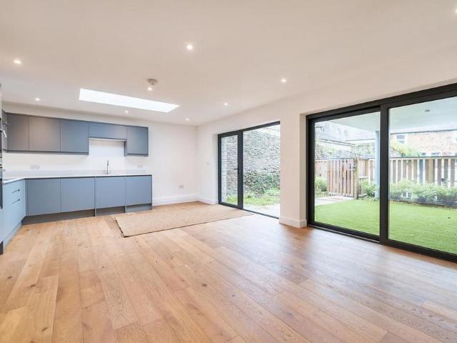 House for rent in Strode, Devon