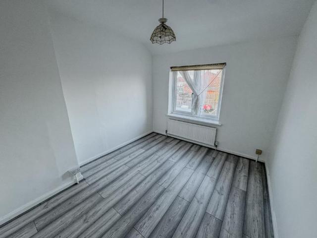 House for rent in London Borough of Barking and Dagenham, Greater London