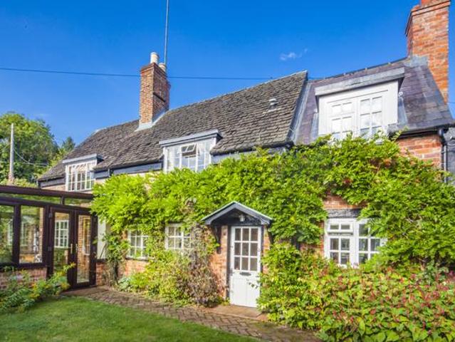 House for rent in Ashampstead, West Berkshire