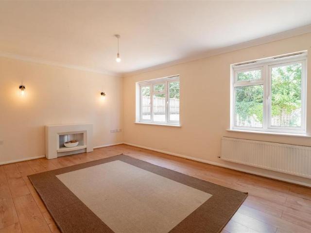 House for rent in Golden Valley, Gloucestershire